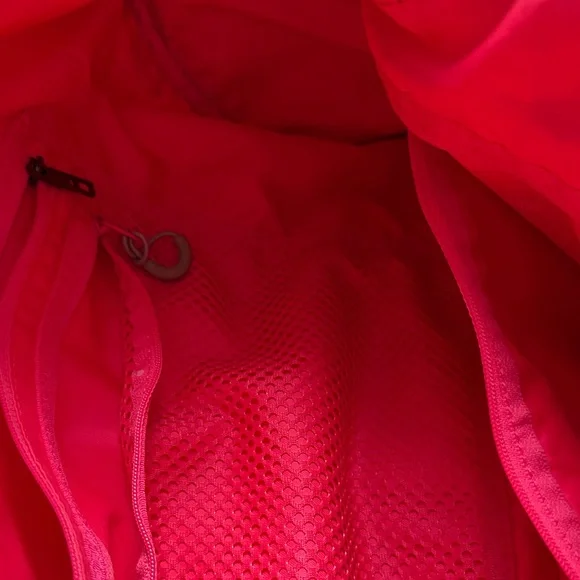 LuluLemon Black and White Patterned Duffel Bag, gym - Picture 15 of 16